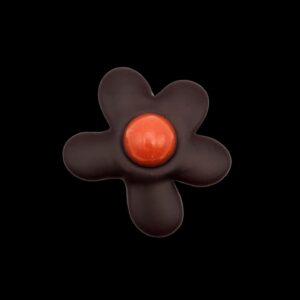 A-18x dark chocolate flowers,delay 14days To be wrapped, available while supplies last