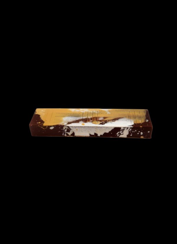 Bar filled with hazelnut praline milk chocolate 8 units